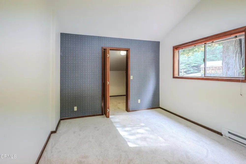 31600 Little Valley Road Fort Bragg, CA 95437