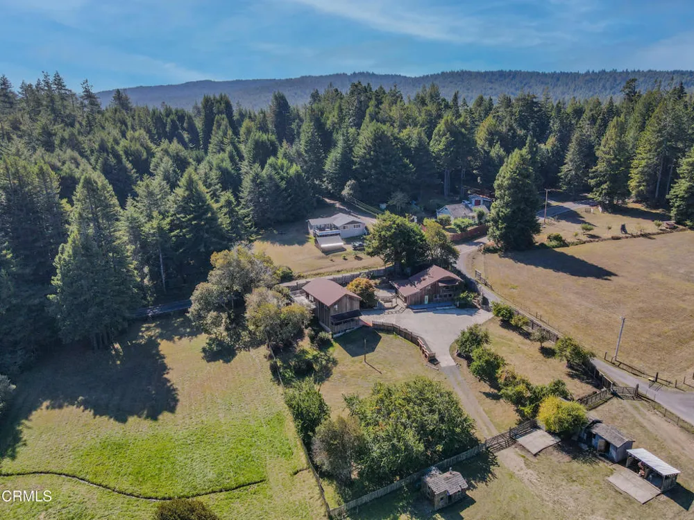 31600 Little Valley Road Fort Bragg, CA 95437