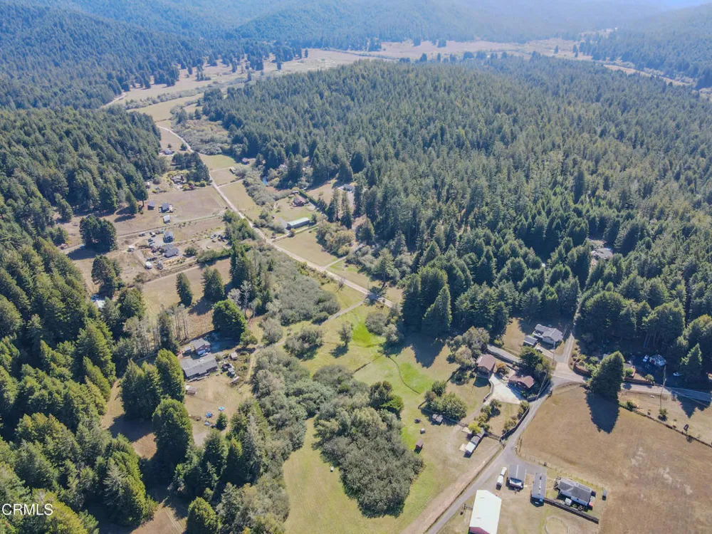 31600 Little Valley Road Fort Bragg, CA 95437