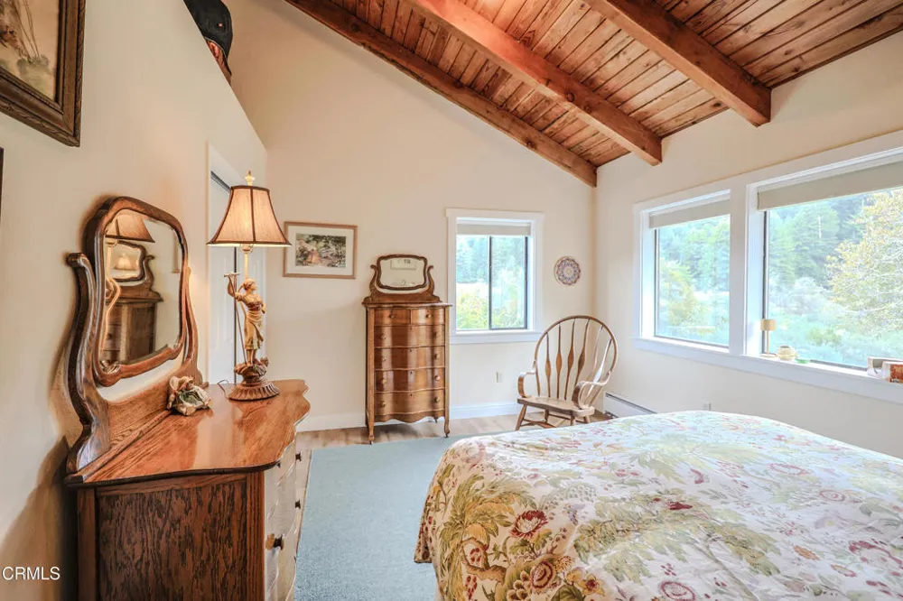 31600 Little Valley Road Fort Bragg, CA 95437