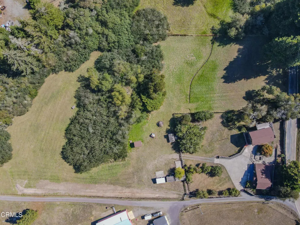 31600 Little Valley Road Fort Bragg, CA 95437