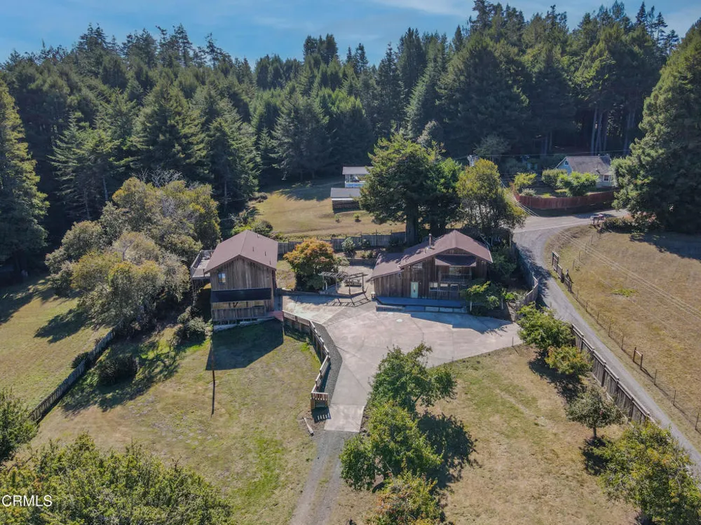 31600 Little Valley Road Fort Bragg, CA 95437