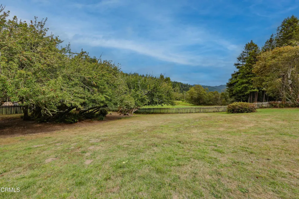 31600 Little Valley Road Fort Bragg, CA 95437