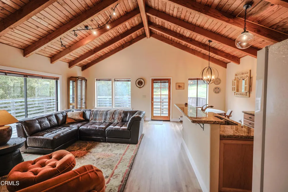 31600 Little Valley Road Fort Bragg, CA 95437