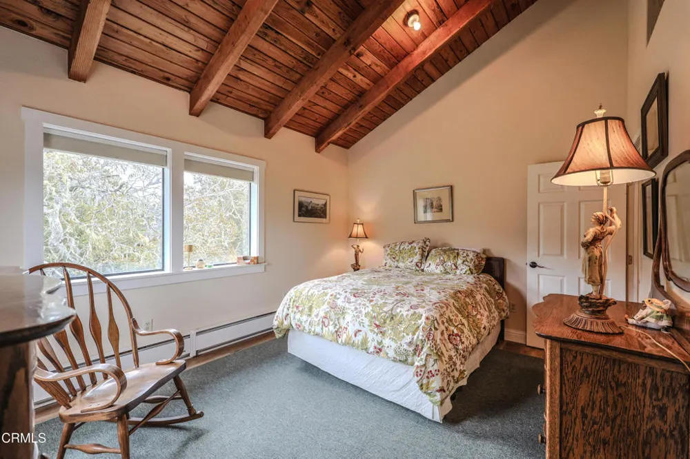 31600 Little Valley Road Fort Bragg, CA 95437