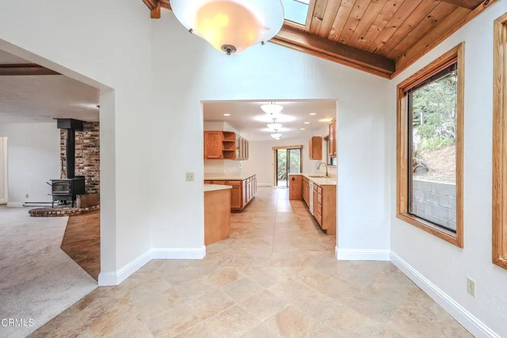 31600 Little Valley Road Fort Bragg, CA 95437