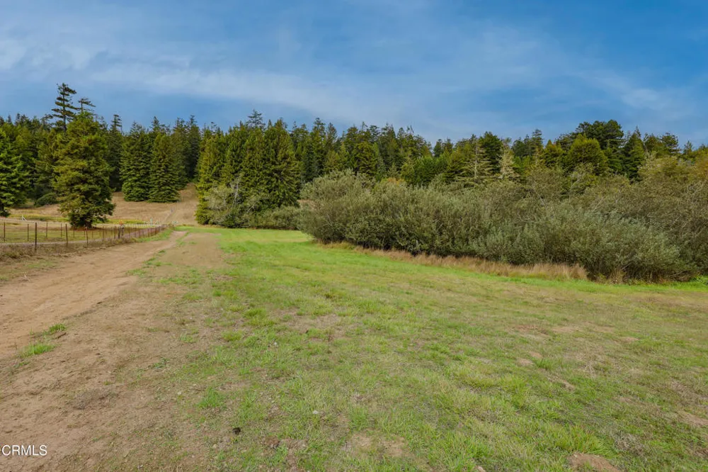 31600 Little Valley Road Fort Bragg, CA 95437