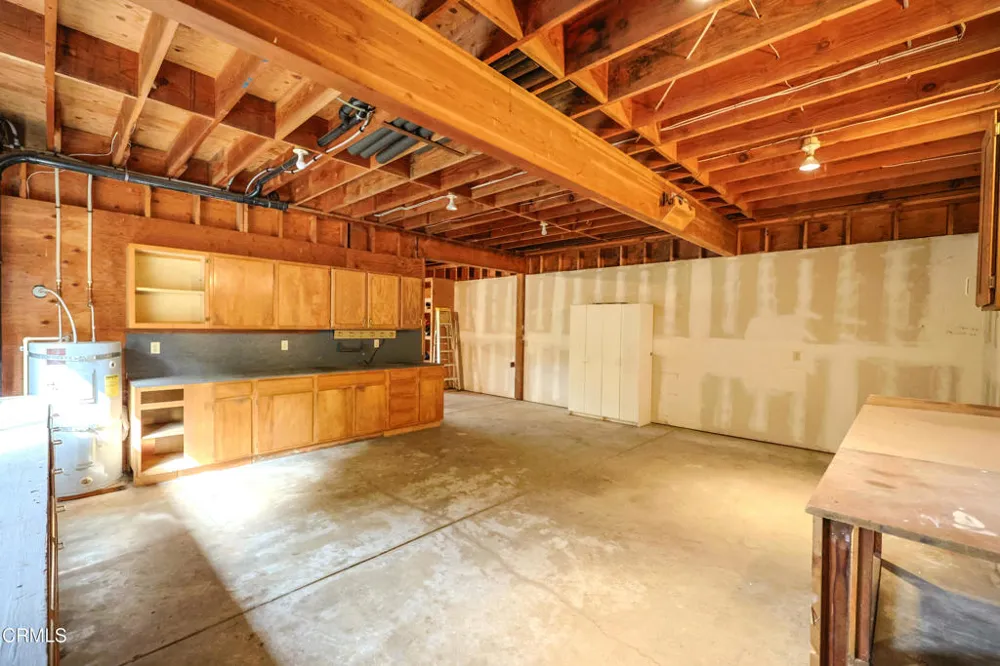 31600 Little Valley Road Fort Bragg, CA 95437