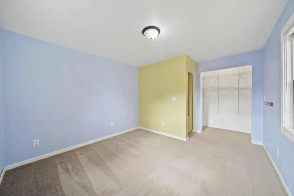 209 North Drive Brooklyn, MI 49230