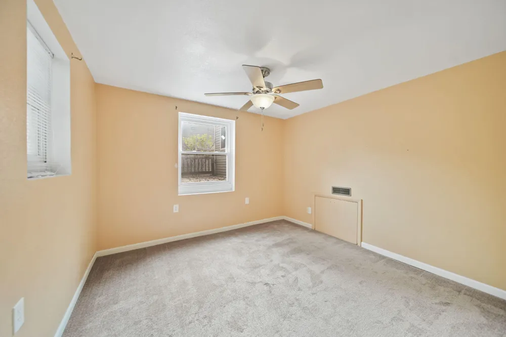 209 North Drive Brooklyn, MI 49230
