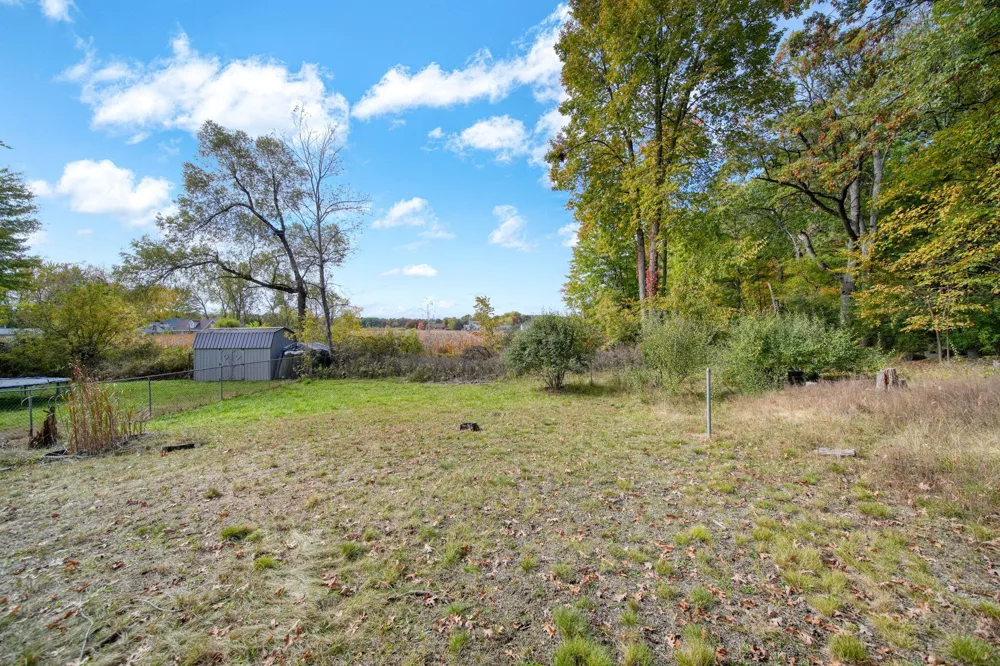 209 North Drive Brooklyn, MI 49230