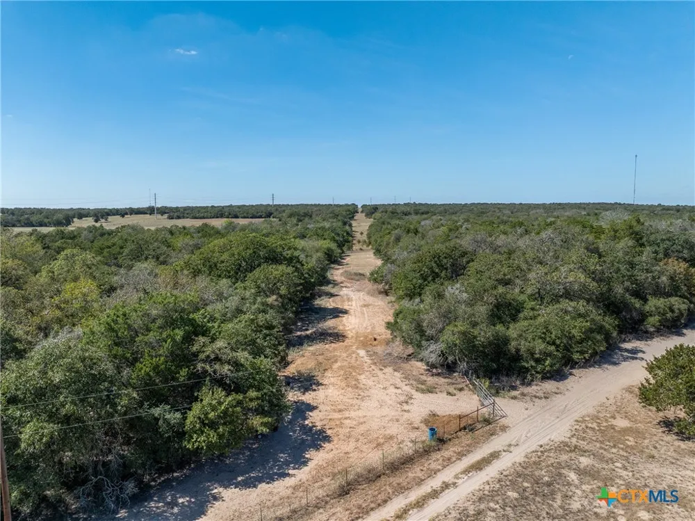 2135 Mule Creek Road Harwood, TX 78632