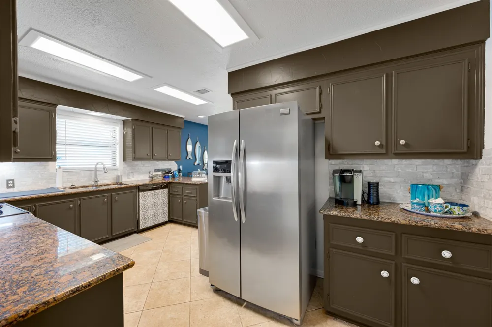 536 Wildewood Drive Chandler, TX 75758