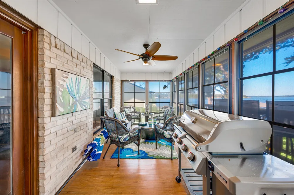 536 Wildewood Drive Chandler, TX 75758
