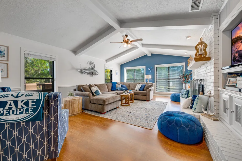 536 Wildewood Drive Chandler, TX 75758