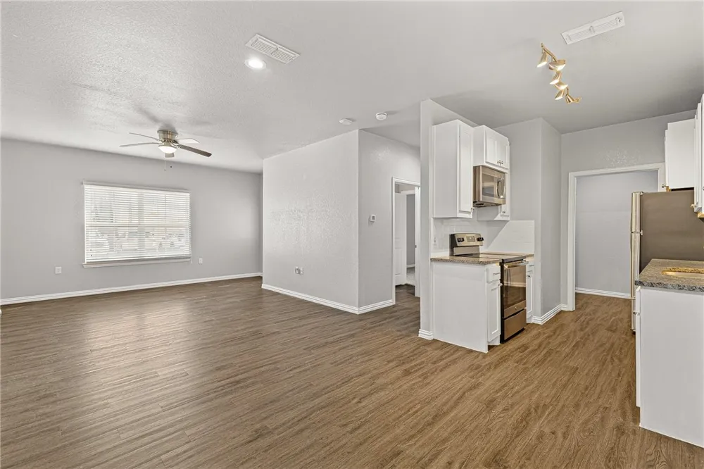 1407 Sidney Baker Street Kerrville, TX 78028