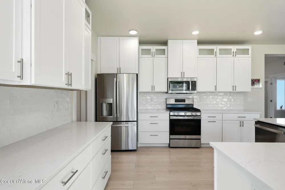 1389 E Ezra Avenue Hayden, ID 83835