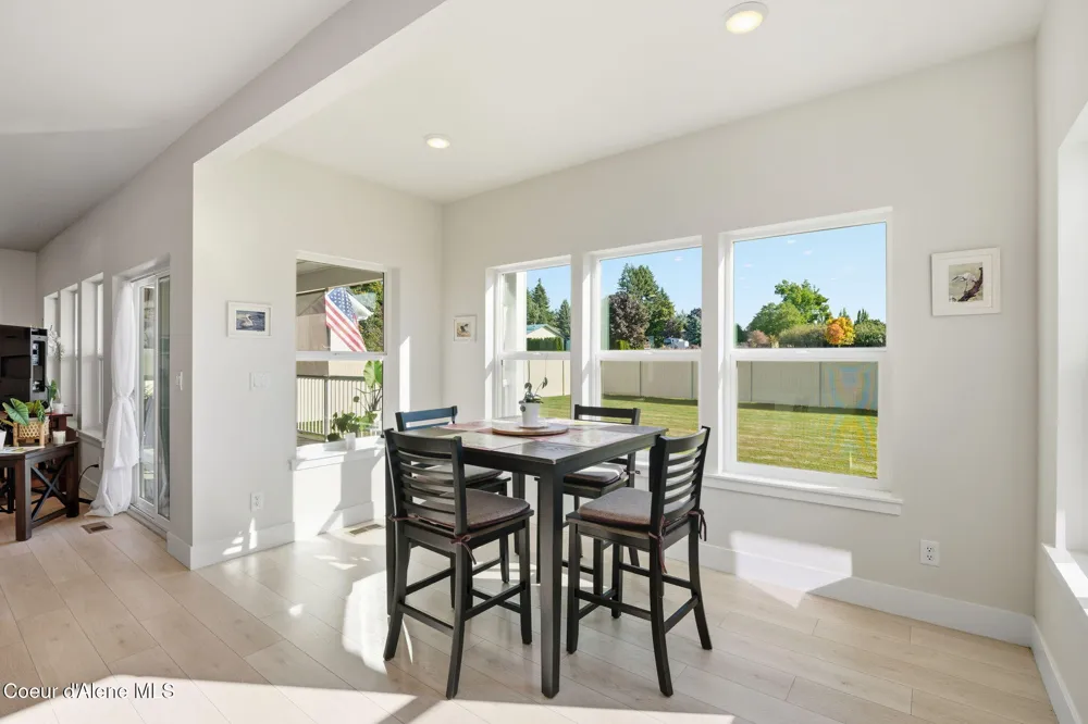 1389 E Ezra Avenue Hayden, ID 83835