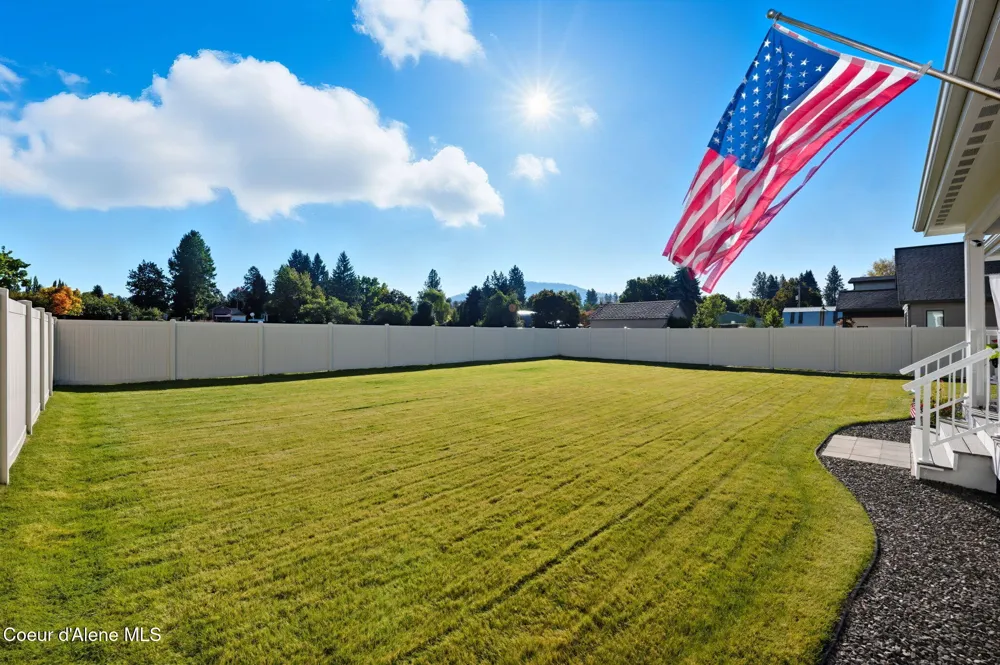 1389 E Ezra Avenue Hayden, ID 83835