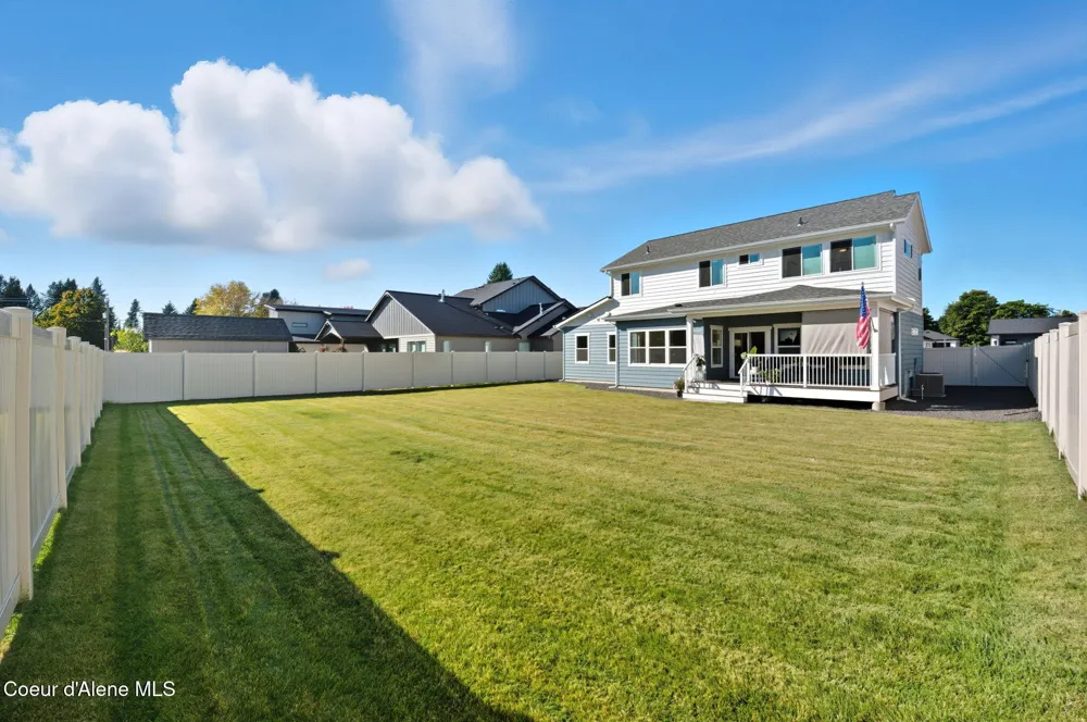 1389 E Ezra Avenue Hayden, ID 83835