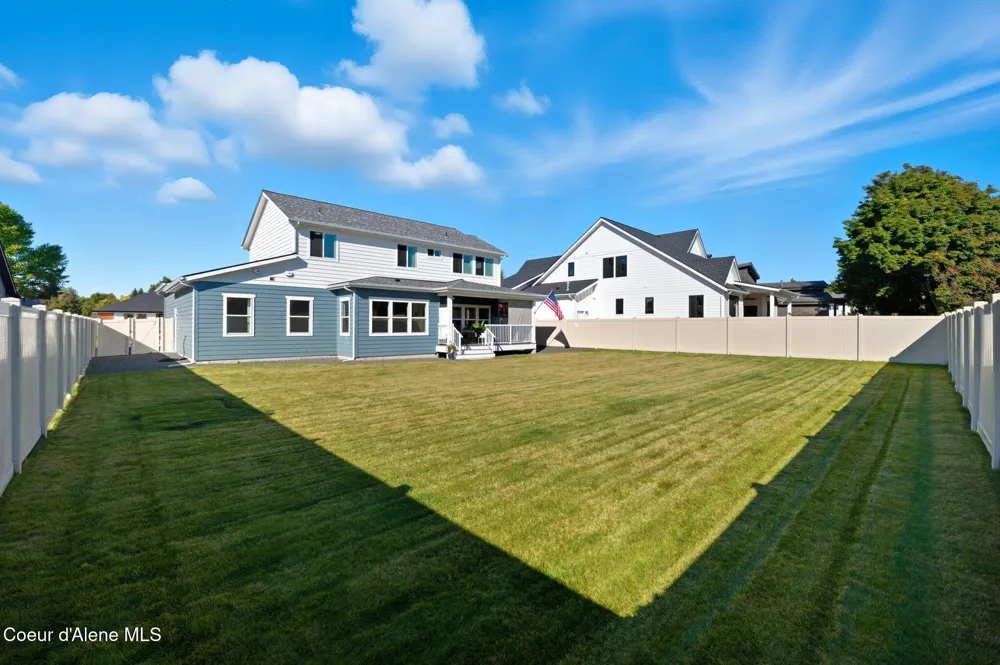 1389 E Ezra Avenue Hayden, ID 83835