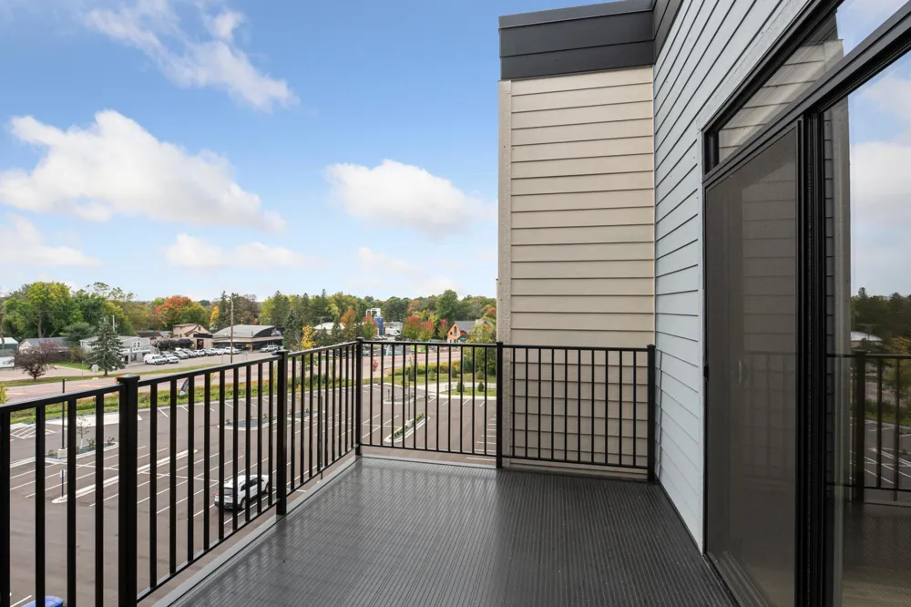 7980 Rose Street Victoria, MN 55386