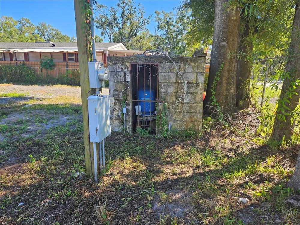 12321 CAMBRIDGE AVENUE Tampa, FL 33624