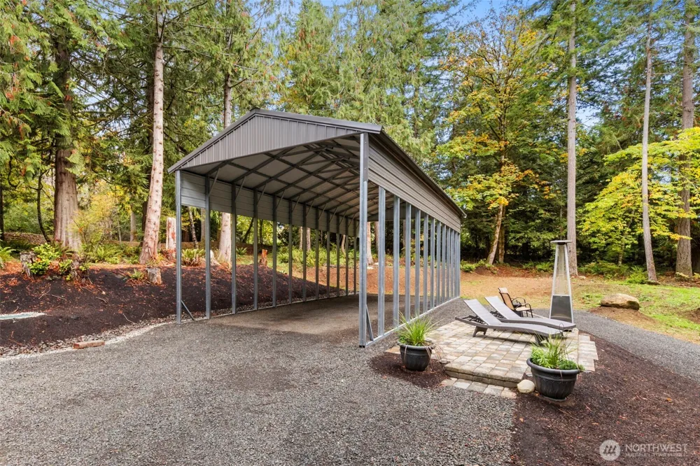 7698 Westerly Lane NE Bainbridge Island, WA 98110