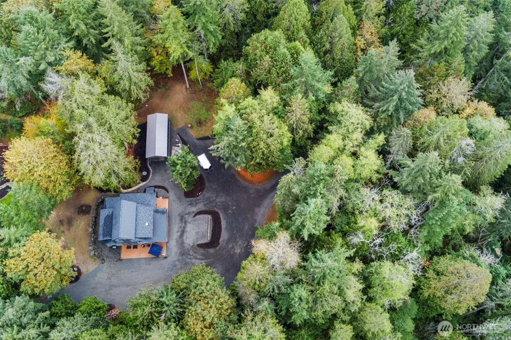 7698 Westerly Lane NE Bainbridge Island, WA 98110