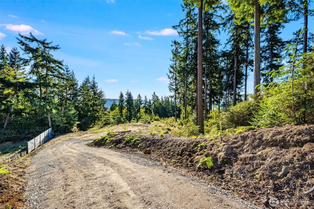 3681 Kingston Court Clinton, WA 98236
