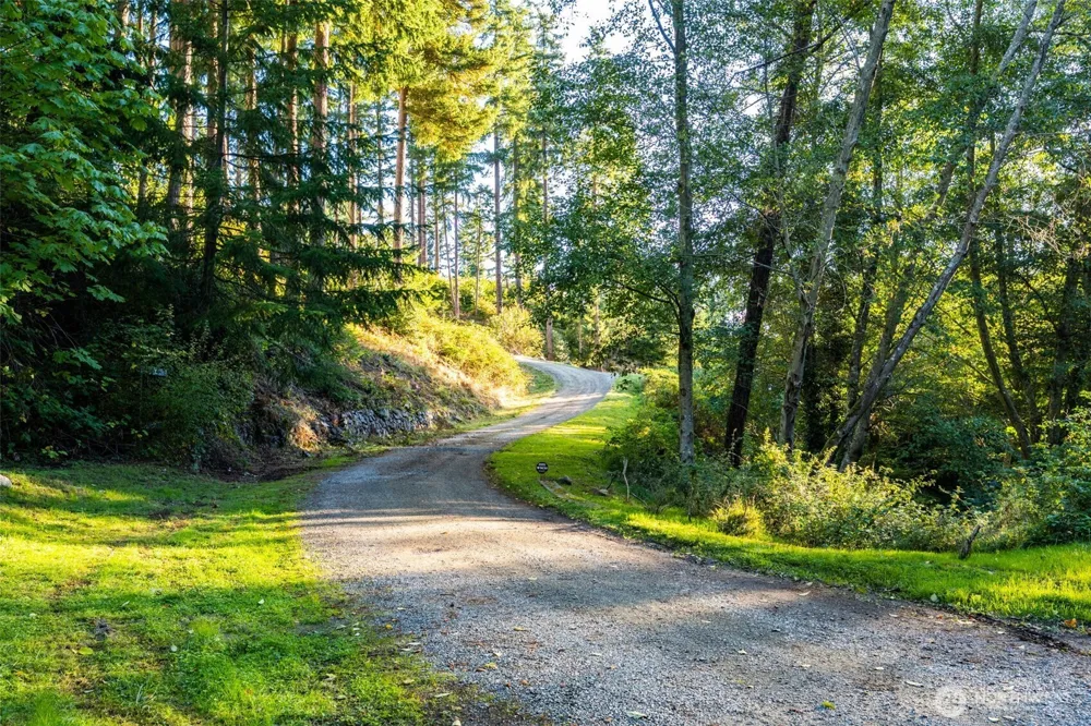 3681 Kingston Court Clinton, WA 98236