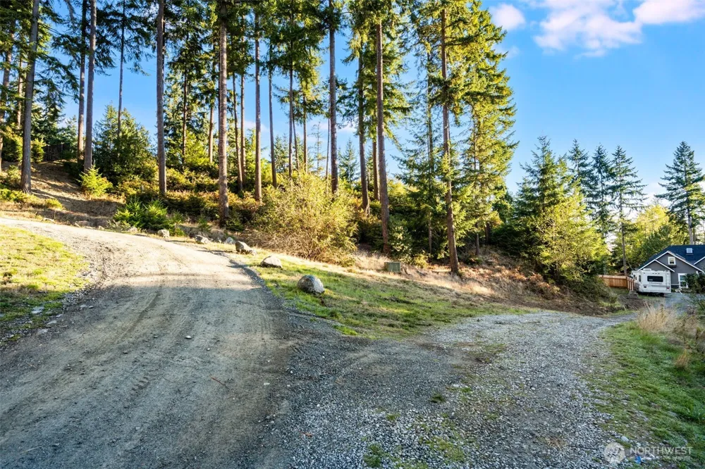 3681 Kingston Court Clinton, WA 98236