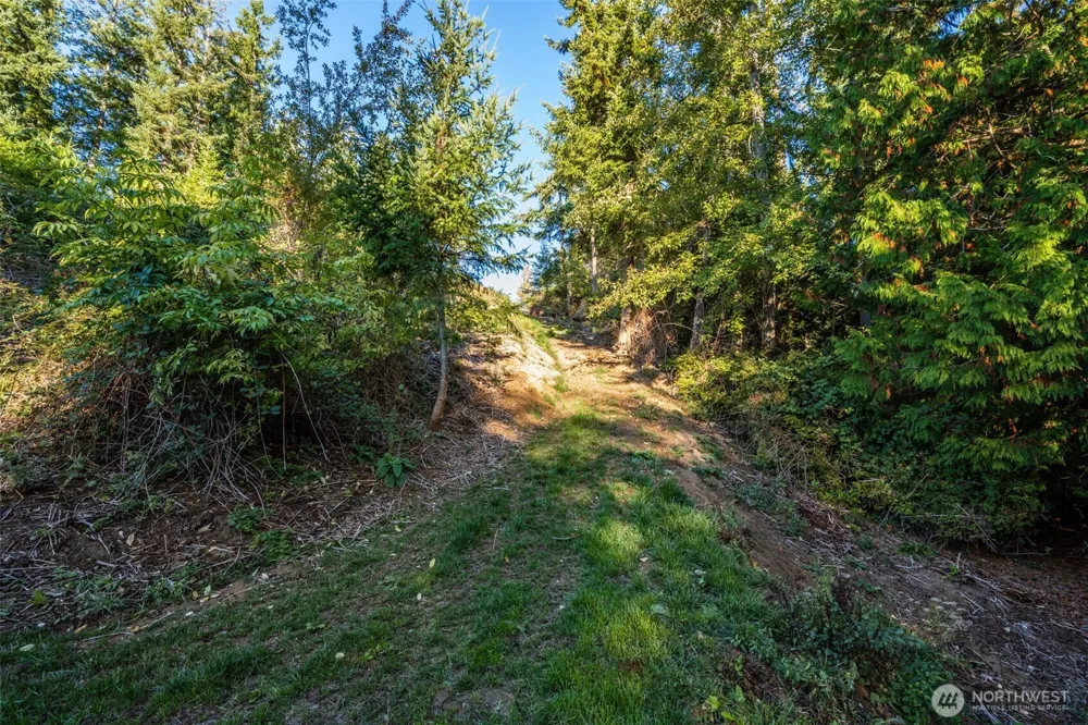 3681 Kingston Court Clinton, WA 98236