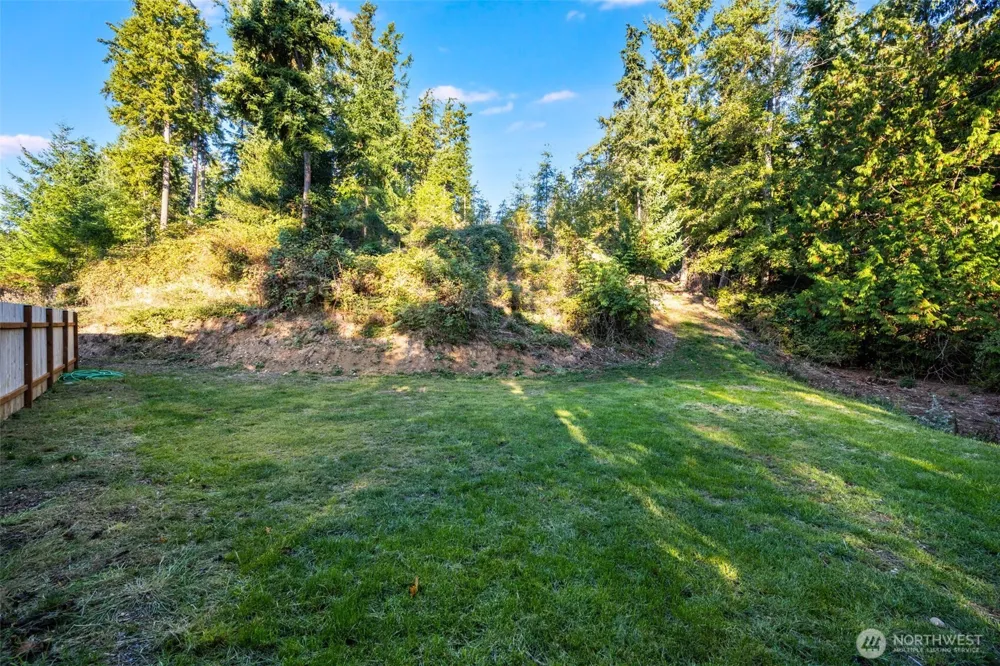 3681 Kingston Court Clinton, WA 98236