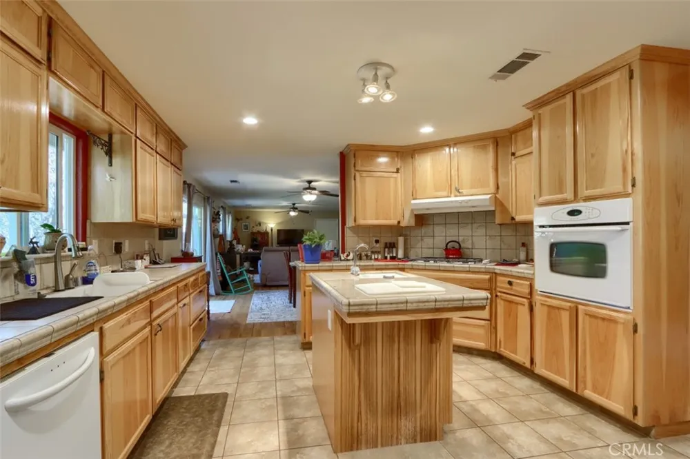 4733 Hirsch Mariposa, CA 95338