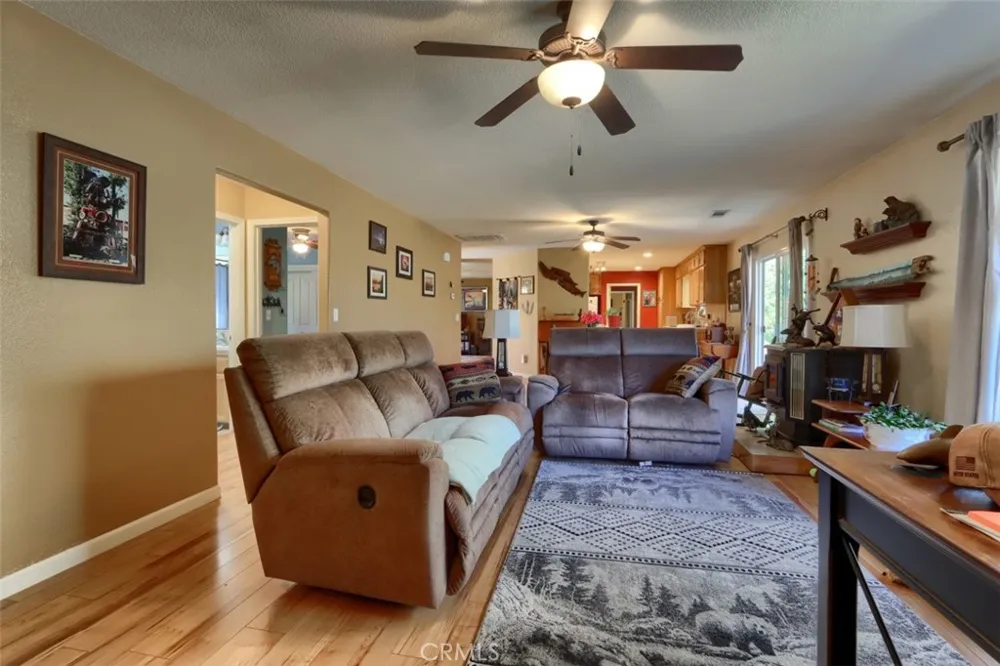 4733 Hirsch Mariposa, CA 95338