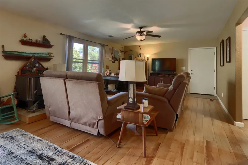 4733 Hirsch Mariposa, CA 95338