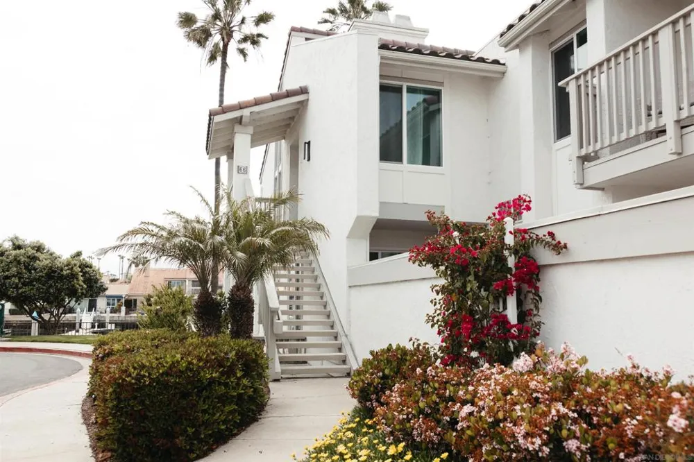 66 W KINGSTON CT Coronado, CA 92118
