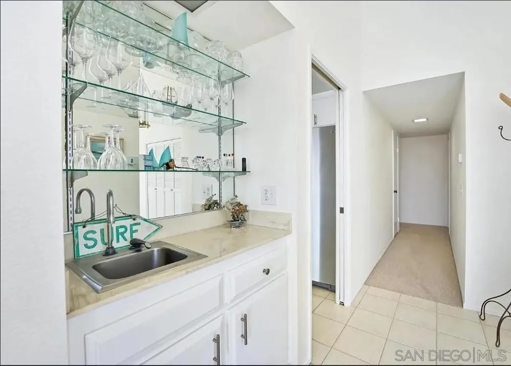 66 W KINGSTON CT Coronado, CA 92118