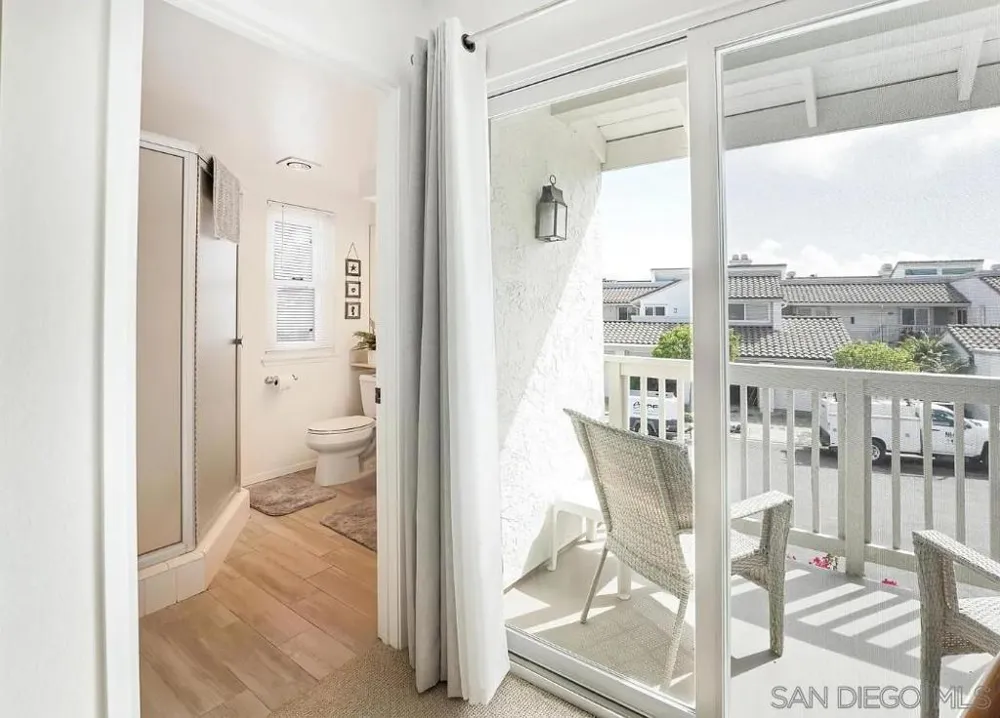 66 W KINGSTON CT Coronado, CA 92118