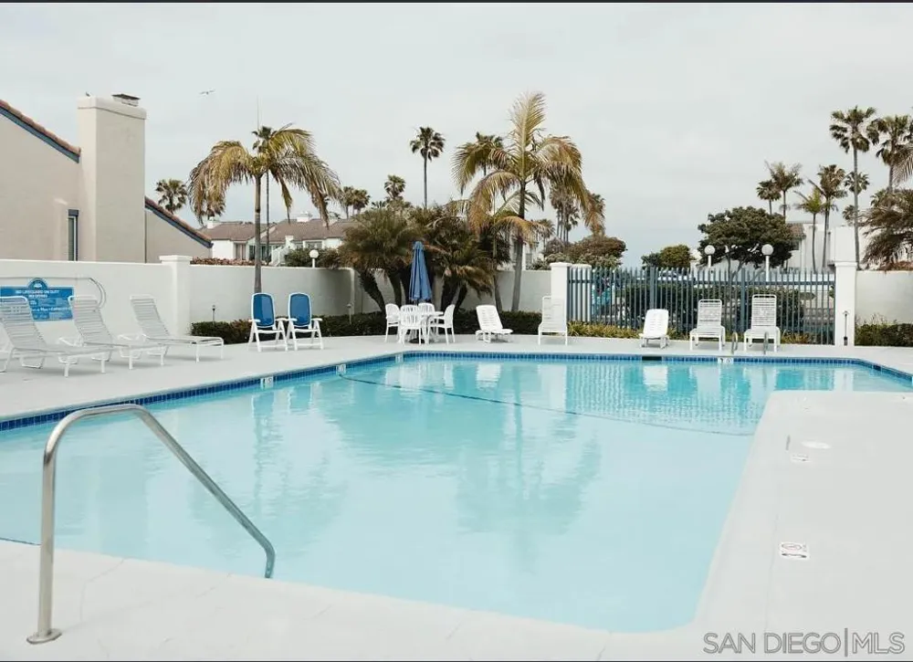 66 W KINGSTON CT Coronado, CA 92118