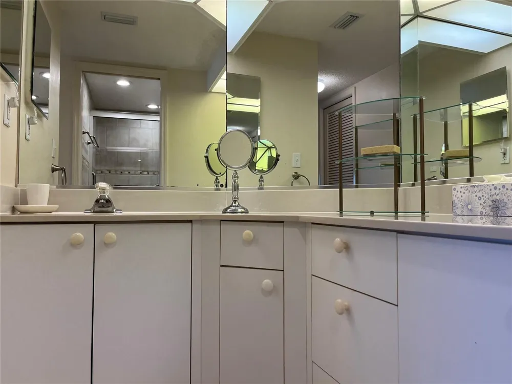 1397 PERICO POINT CIRCLE #1397 Bradenton, FL 34209