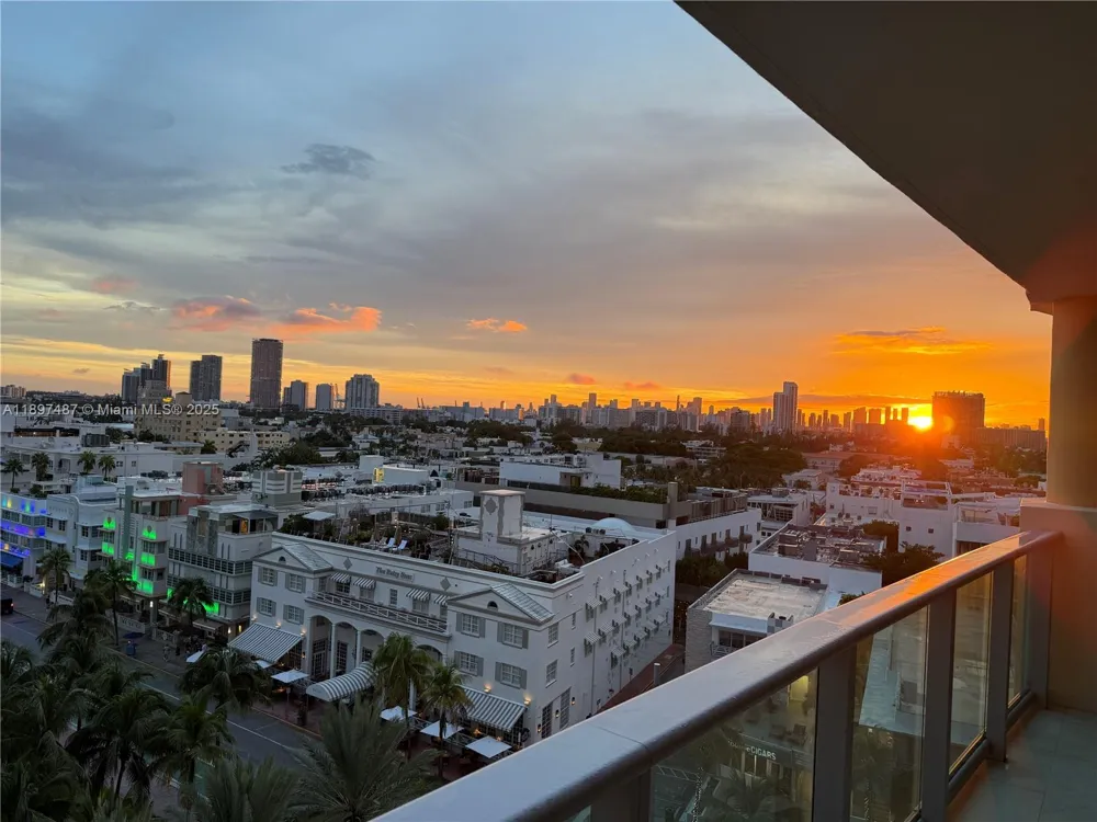 1455 Ocean Dr #1003 Miami Beach, FL 33139