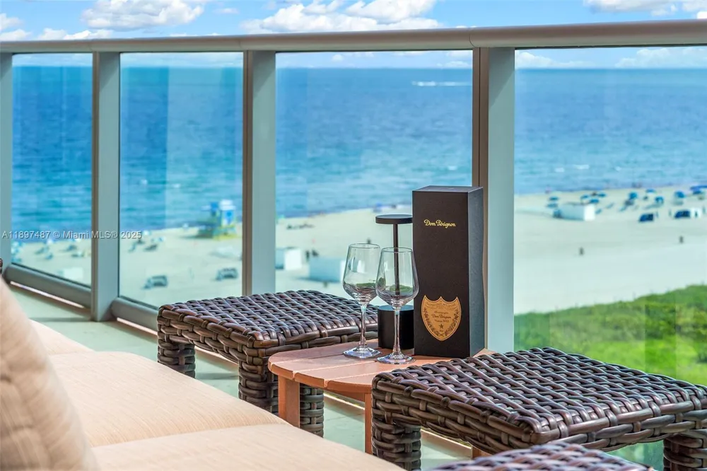 1455 Ocean Dr #1003 Miami Beach, FL 33139