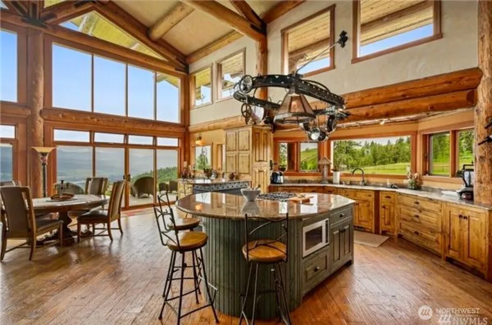 54 Hardrock Road Republic, WA 99166