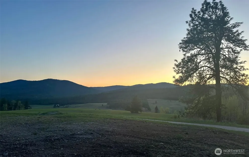 54 Hardrock Road Republic, WA 99166