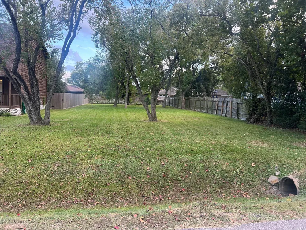 1317 3rd League City, TX 77573