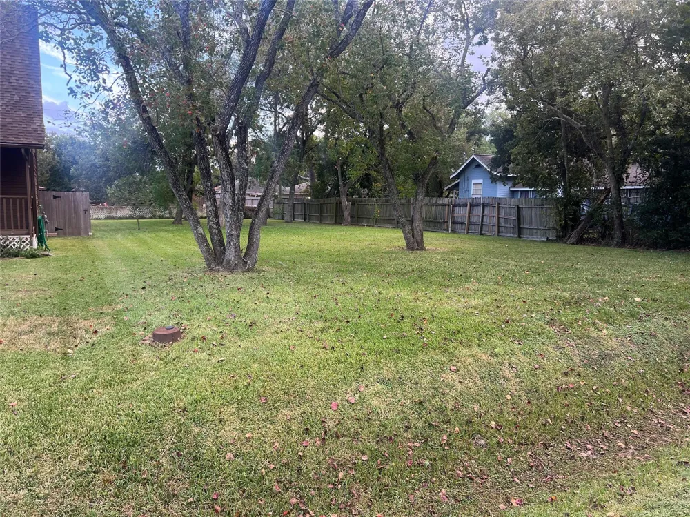 1317 3rd League City, TX 77573