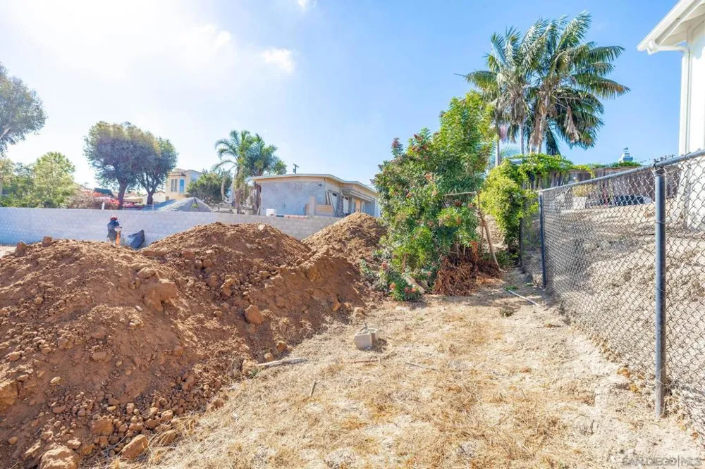 230 Hoover Street Oceanside, CA 92054