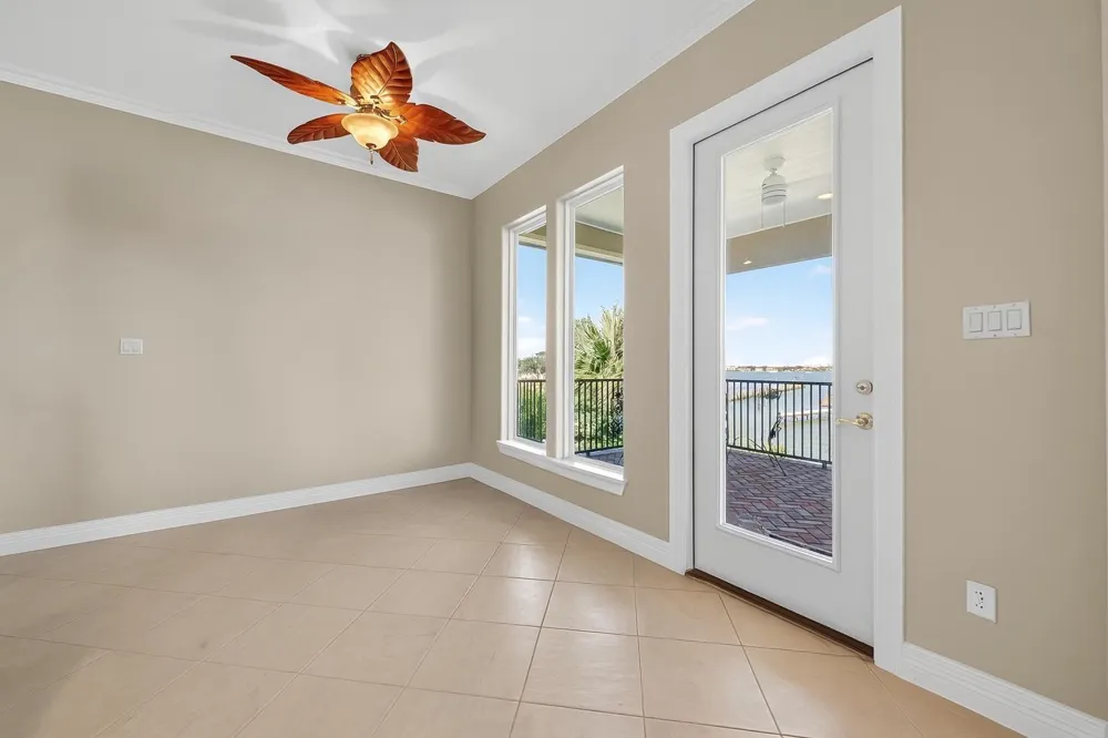 2242 Marina Way League City, TX 77565
